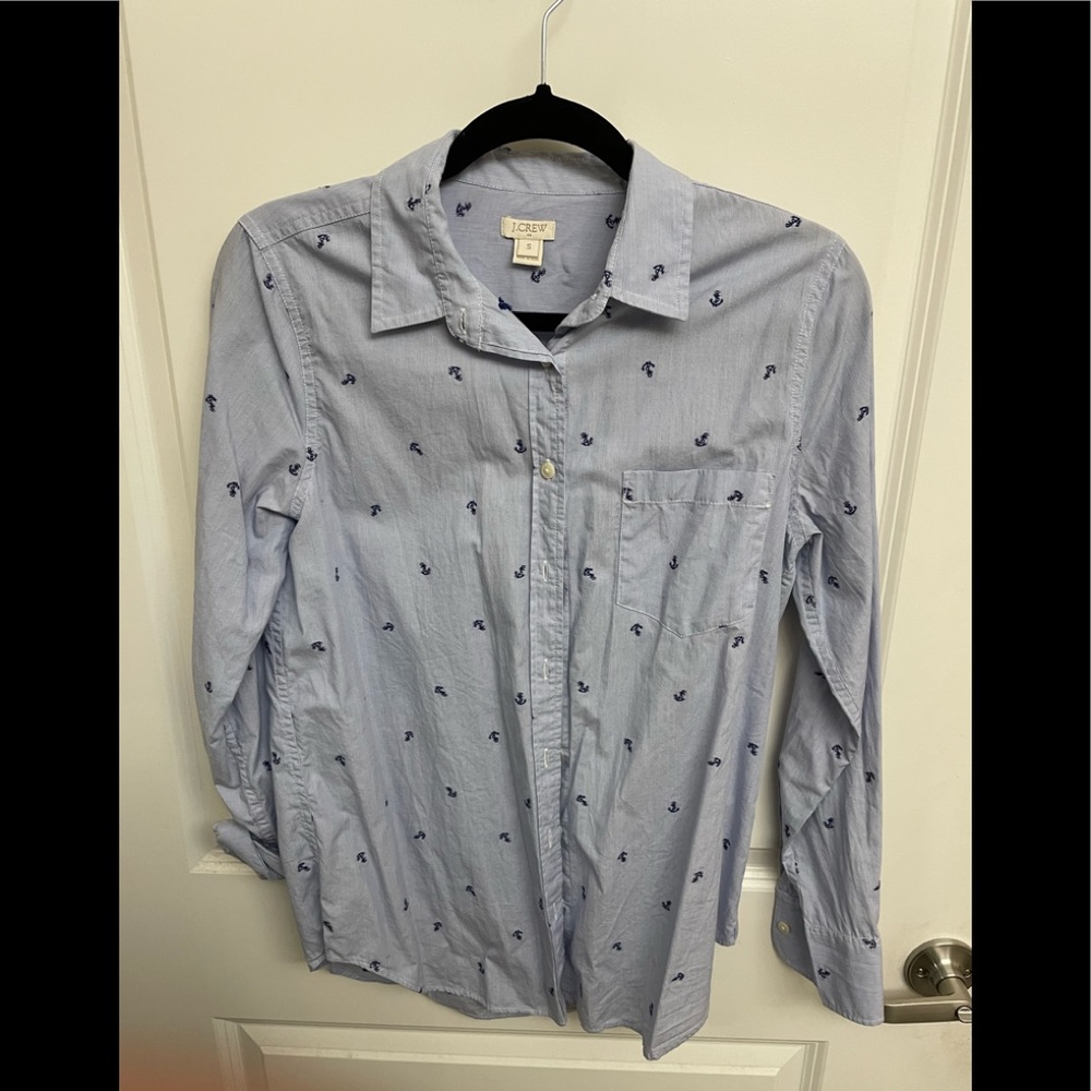 Women’s button up
